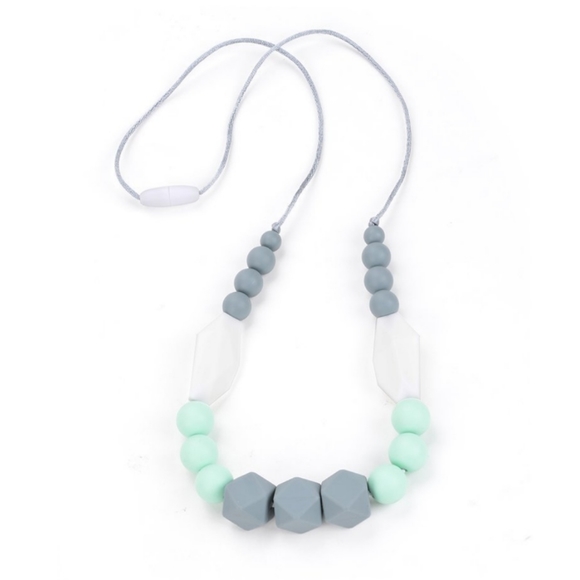 Teether Necklace for Moms & Babies - Picture 2 of 9